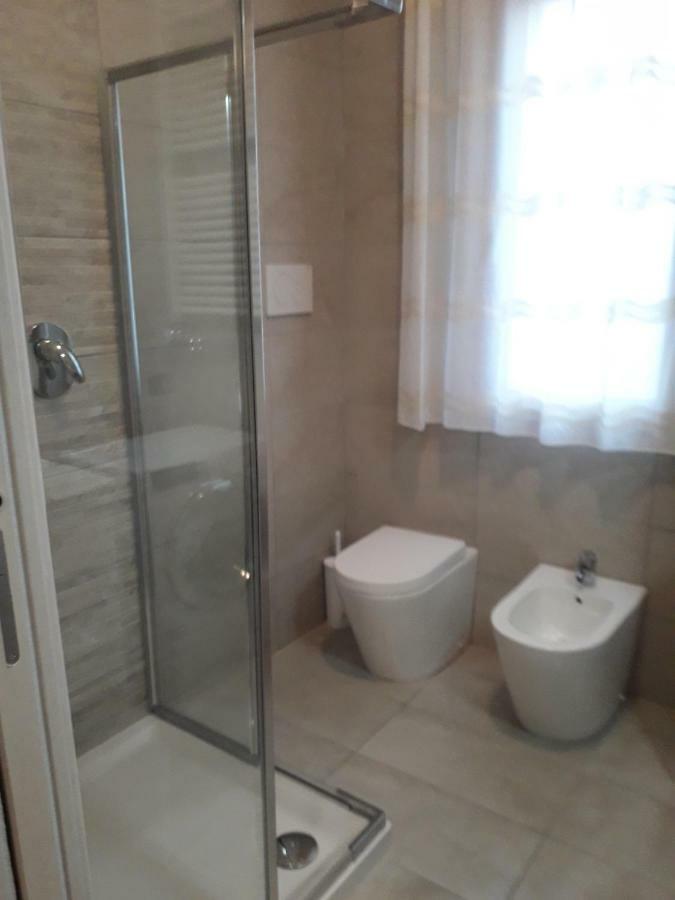 Appartamento Al Mare Lorella Sottomarina Exterior foto