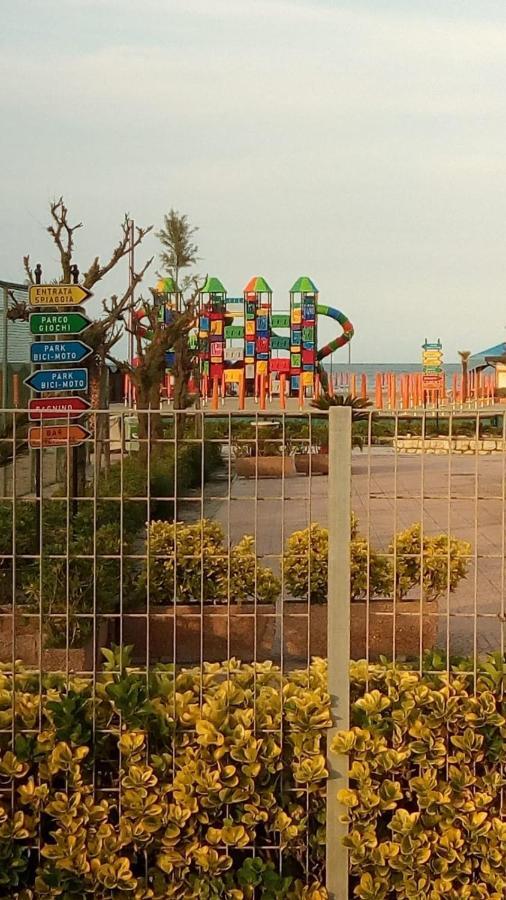 Appartamento Al Mare Lorella Sottomarina Exterior foto
